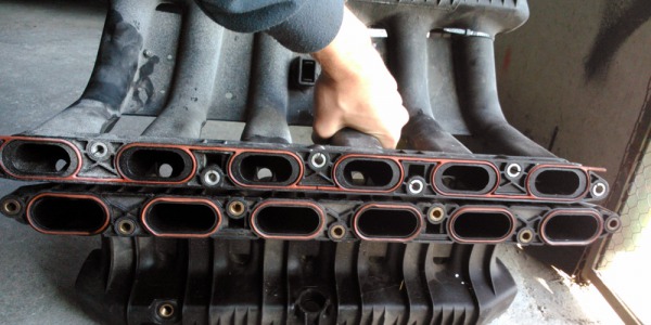 Úprava motoru M52b28 pre BMW E36, Kapitola 1: Výmena sacieho potrubia